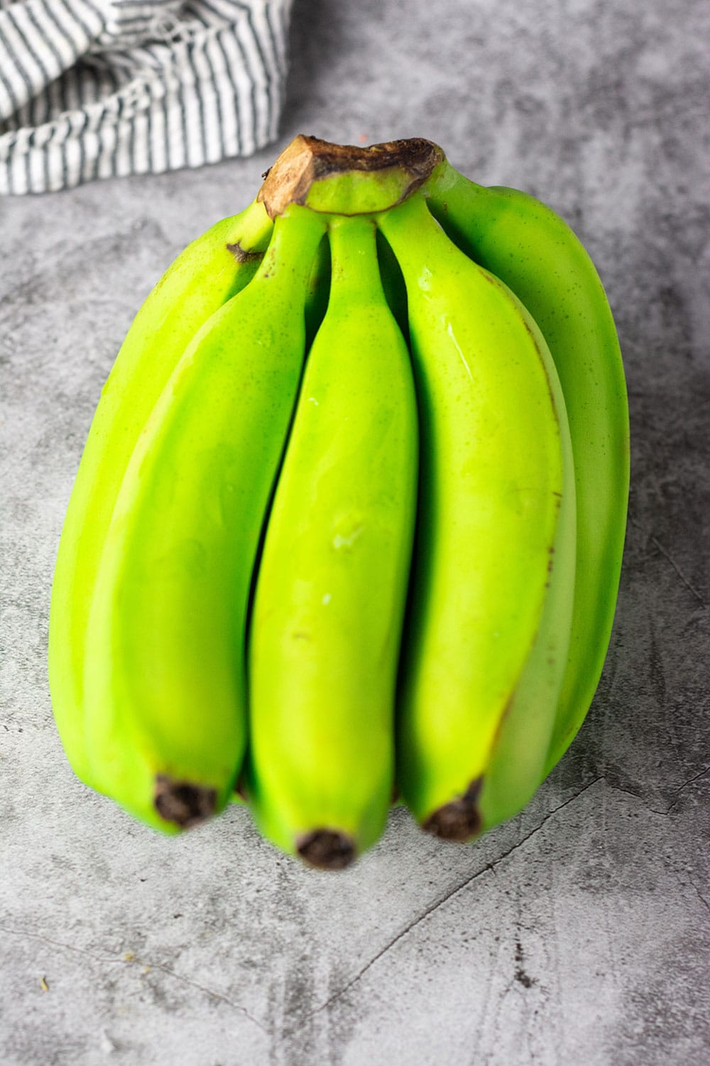 GREEN BANANA