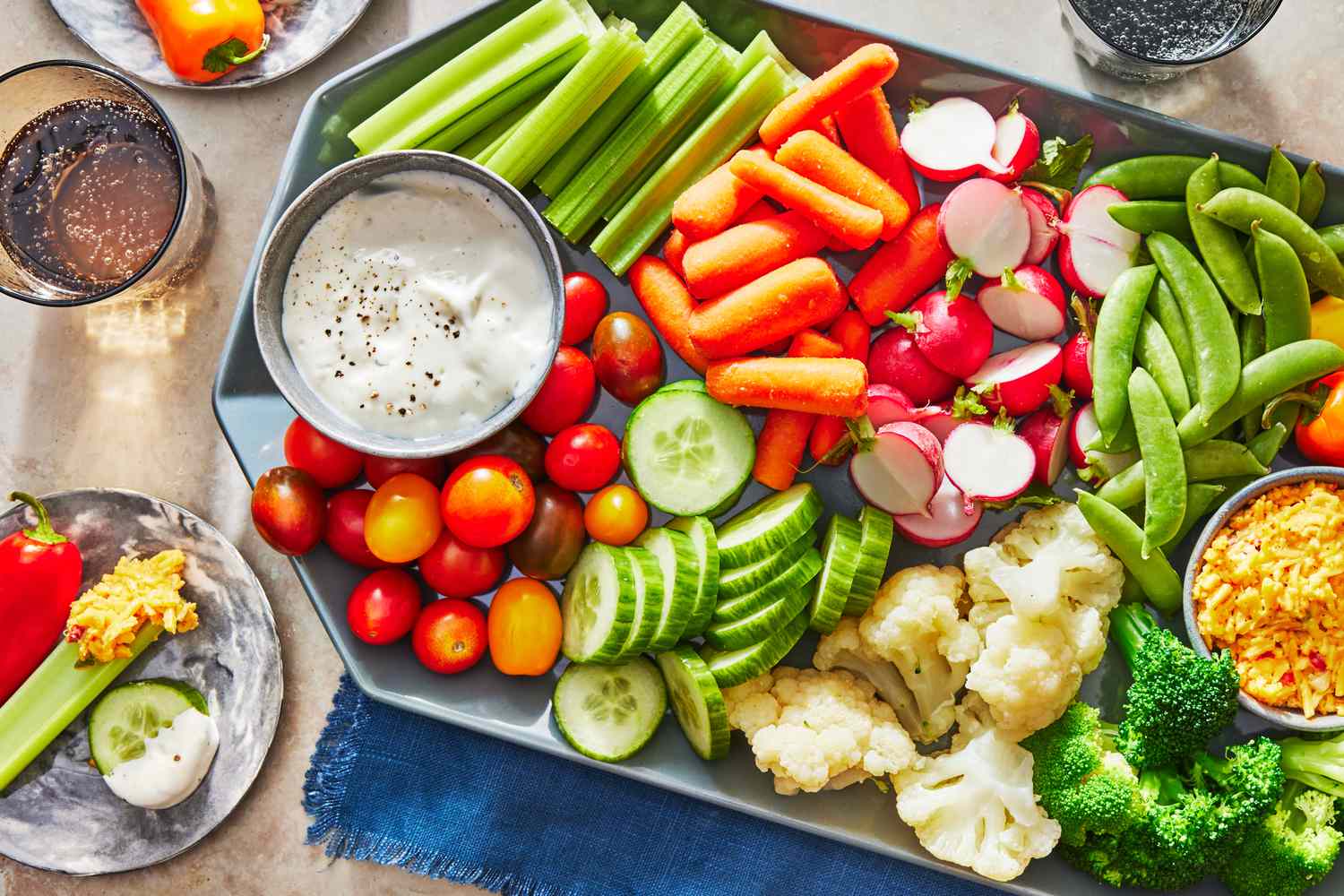 VEGETABLES TRAY