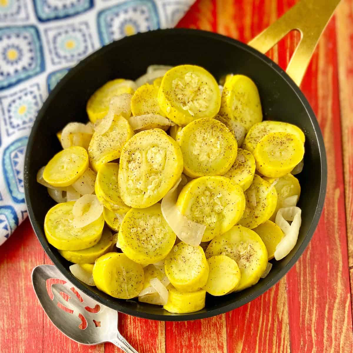 YELLOW SQUASH