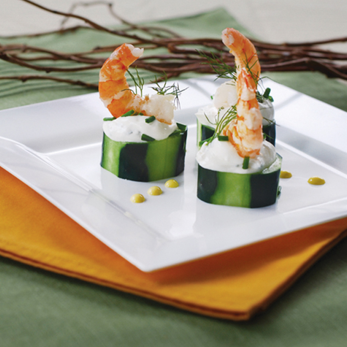 SIMPLY HOME SALAD PLATE 8IN